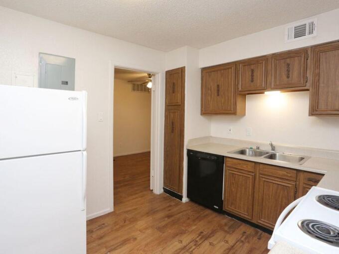 Foto 1 de apartamento ubicada en 5302 11th St