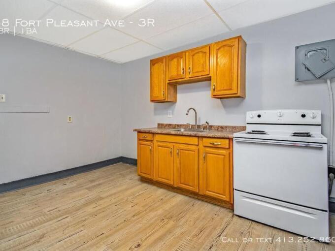 Foto 1 de apartamento en 68 Fort Pleasant Ave Apt 3R