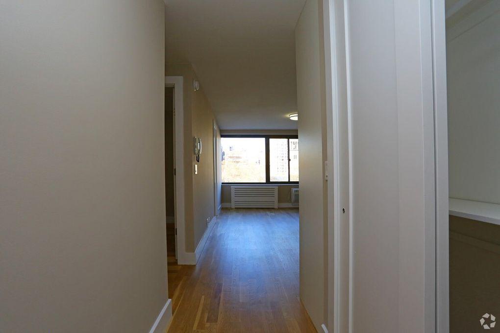 Foto 2 de apartamento ubicada en 784-792 Columbus Ave