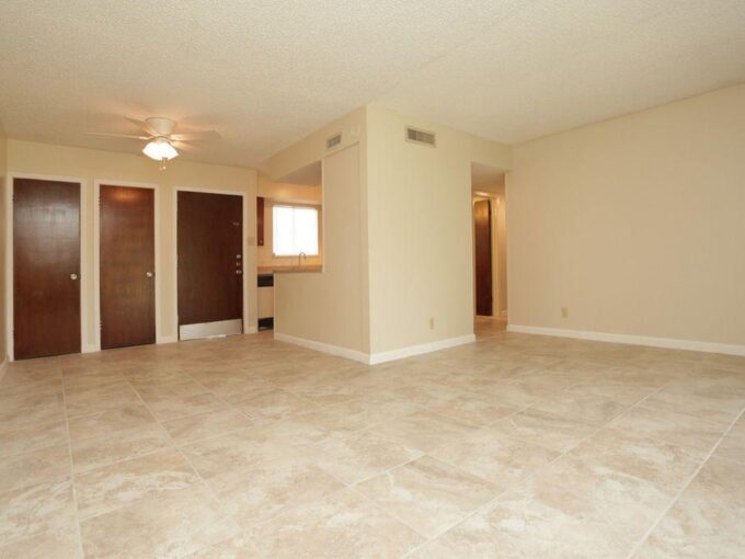 Foto 1 de apartamento ubicada en 600 Lakeside Blvd