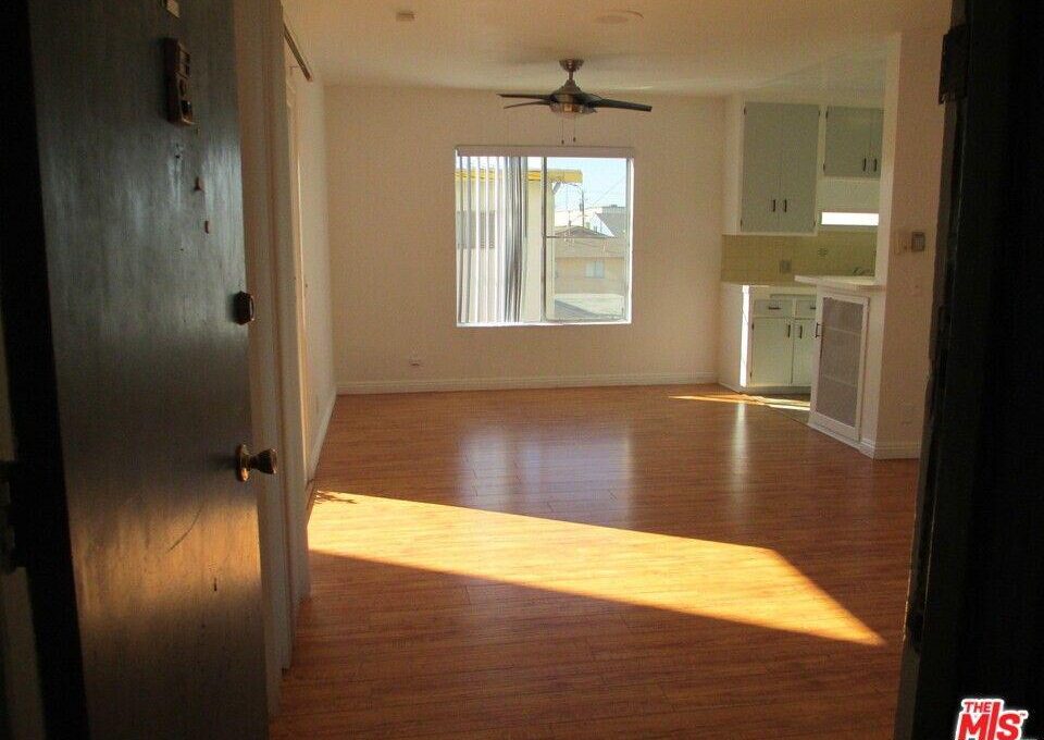 Foto 2 de apartamento ubicada en 809 N Edgewood St Unit 6