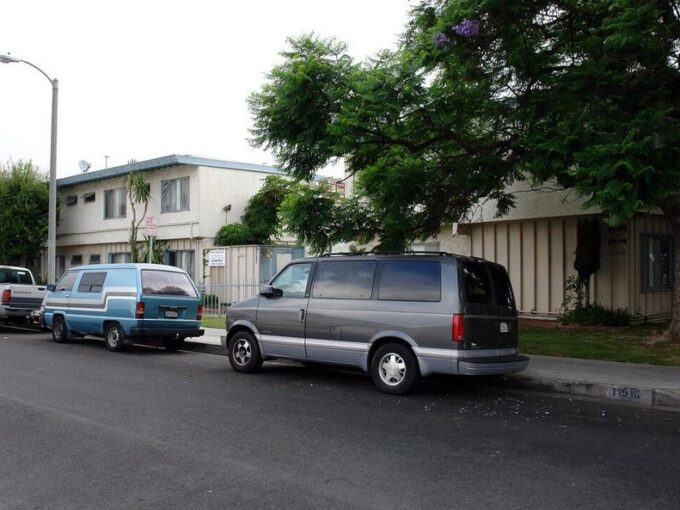 Foto 1 de vivienda ubicada en 11916 Eucalyptus Ave