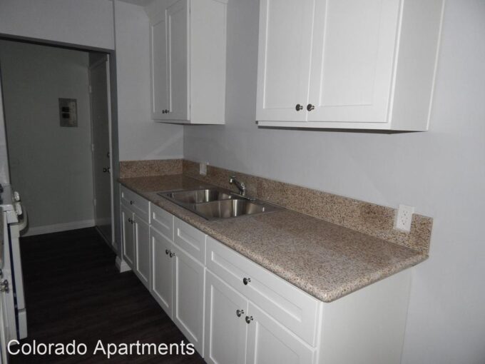 Foto 1 de apartamento ubicada en 215 E Colorado Blvd