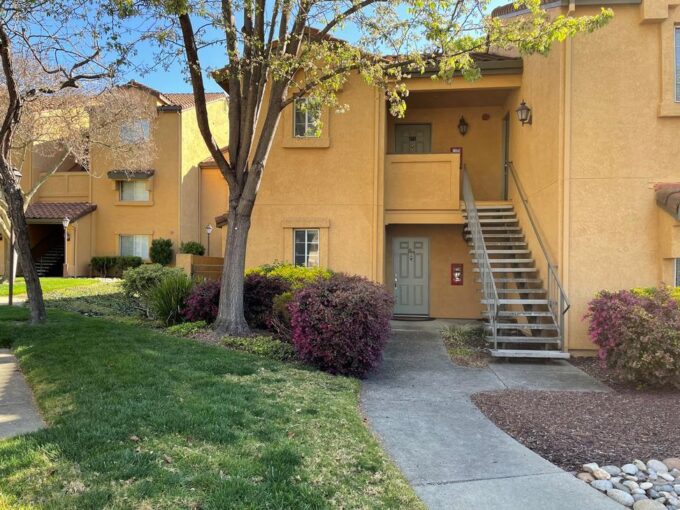 Foto 1 de apartamento ubicada en 480 Bollinger Canyon Ln Apt 172