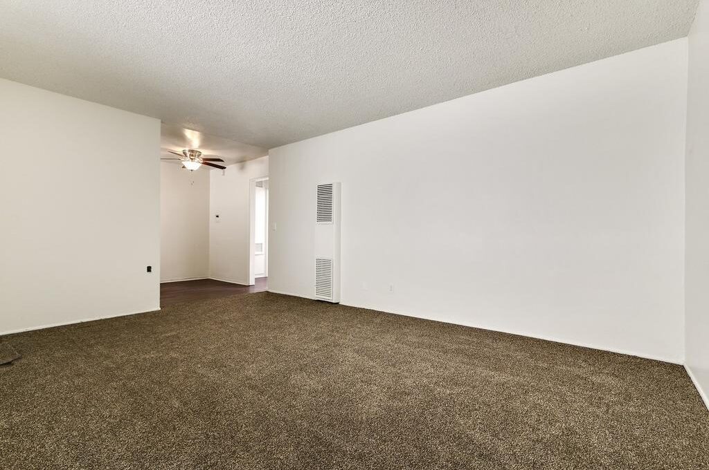Foto 1 de apartamento ubicada en 8254 Telegraph Rd